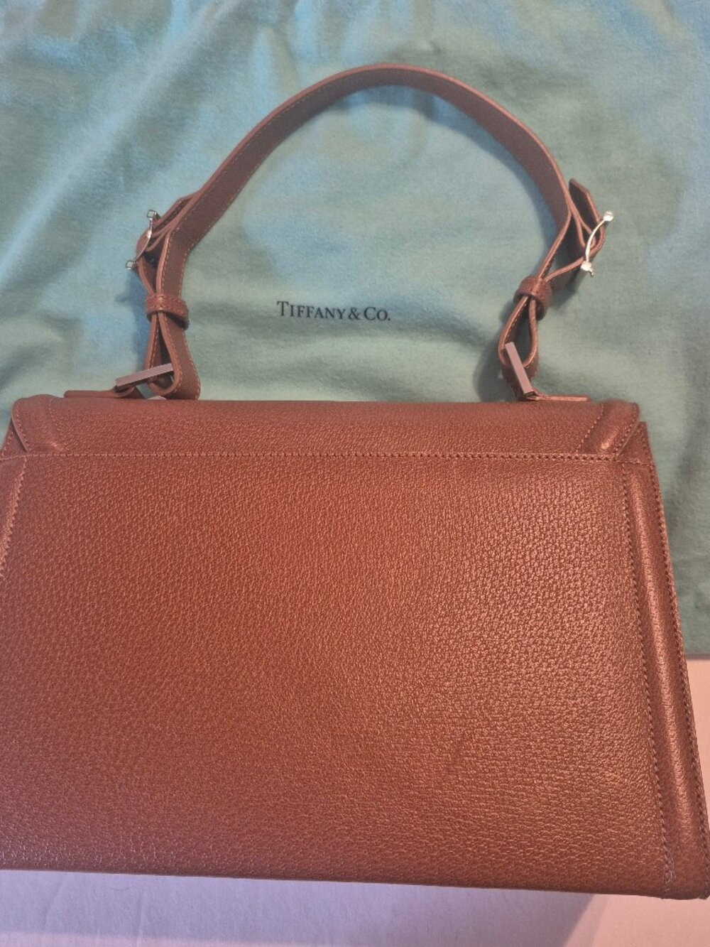 Tiffany & Co. Camel Italian pebble leather shoulder bag - Picture 2 of 16